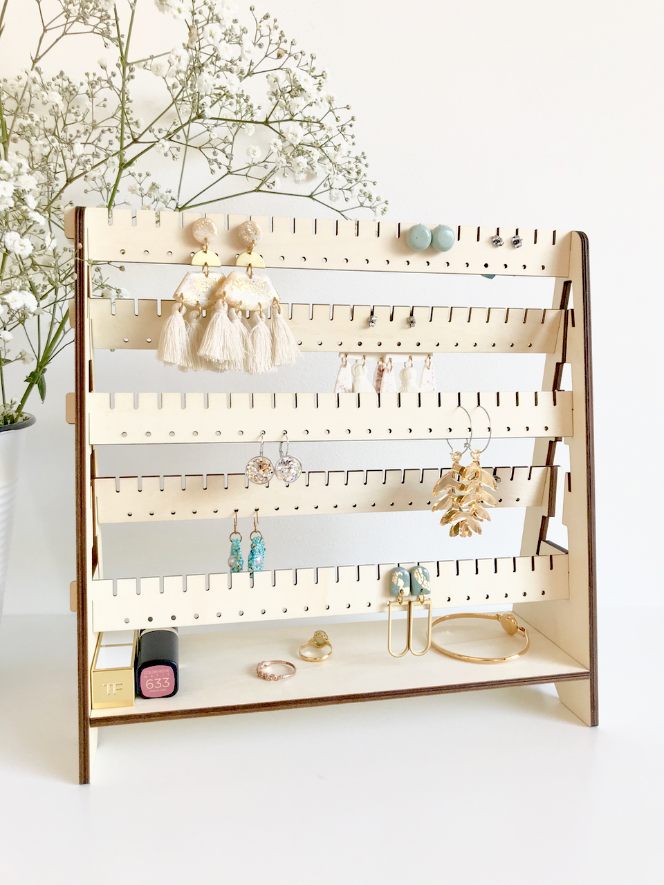 Yobi Earring Stand Preorders