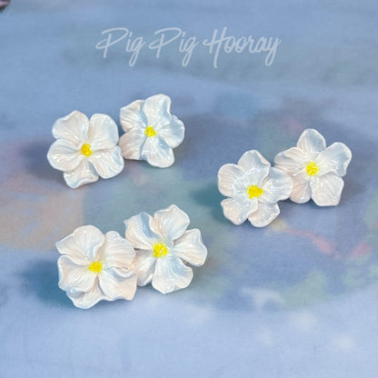 White Ugly Flower
