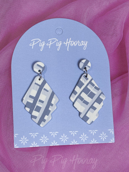 Grey Checkered Dangle 1